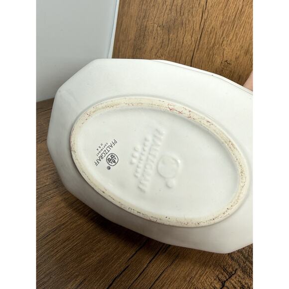 Pfaltzgraff Christmas Heritage Gravy Boat, White Stoneware Ribbons And Holly - Picture 4 of 4